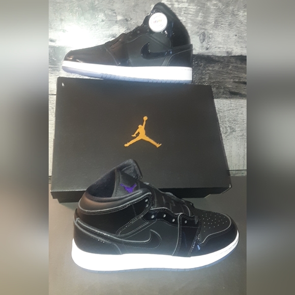 Air Jordan 1 SE SPACE JAM - Picture 2 of 9